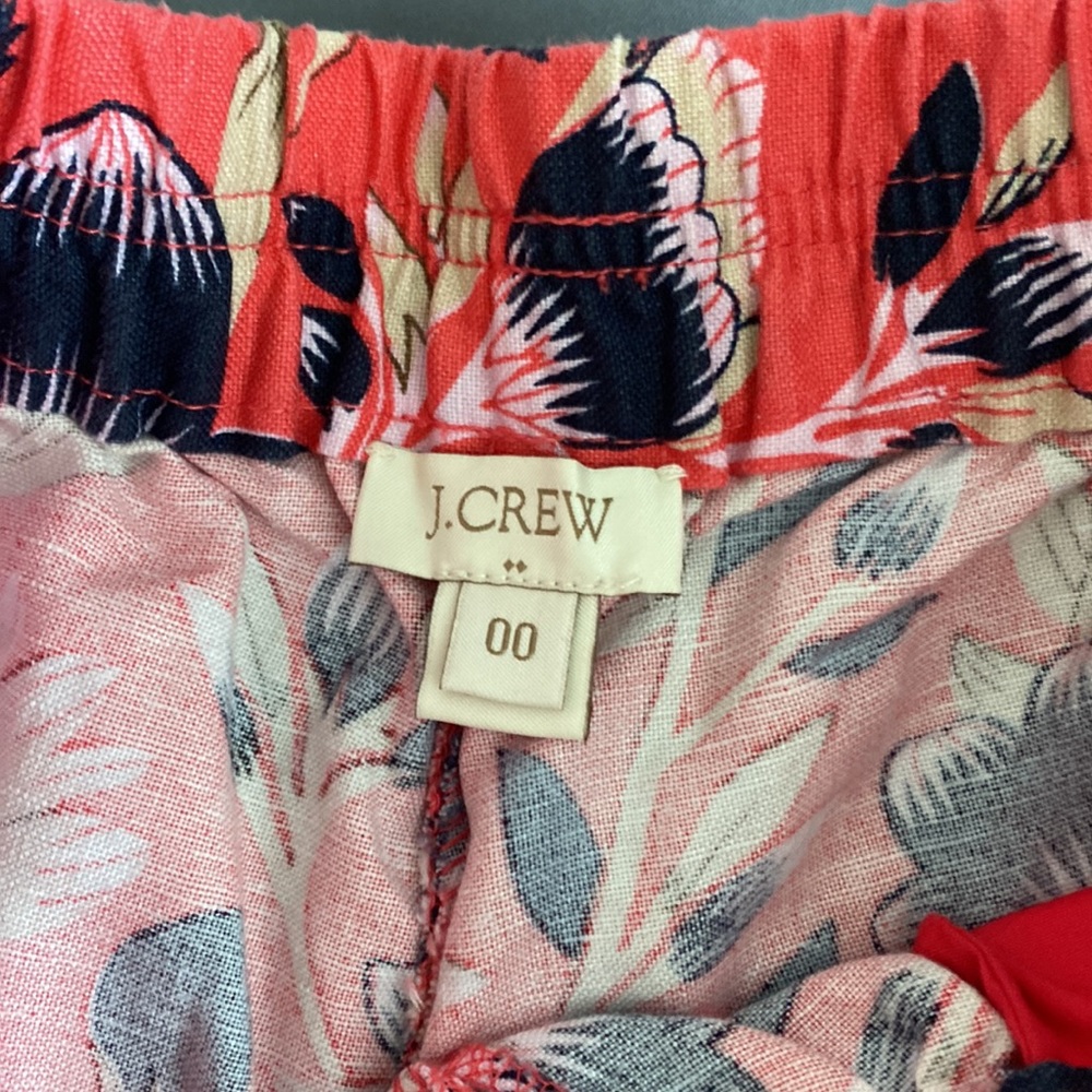 J crew pull up shorts - Picture 3 of 3